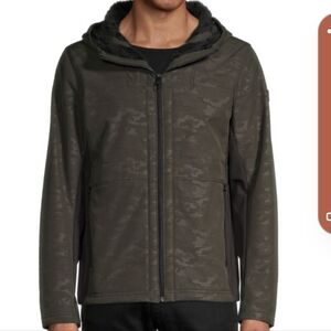Tumi Jacket Mens XXL Camo hooded fleece lined soft shell full zip pockets NWT